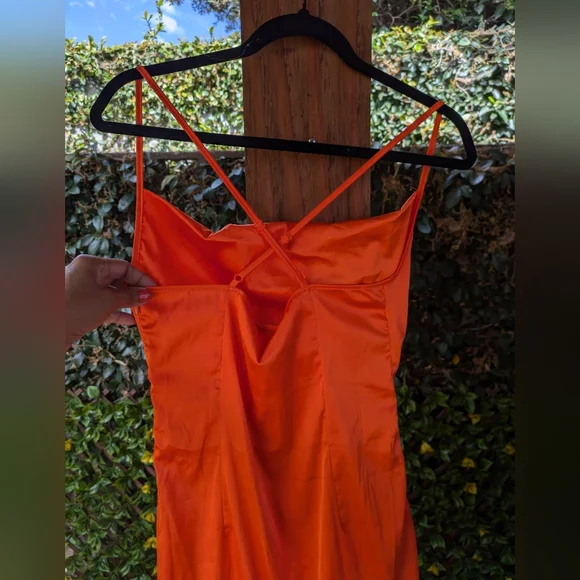 SHEIN SXY Satin Medium Size dress orange color, Criss-Cross‎ Adjust. Straps - Picture 6 of 16